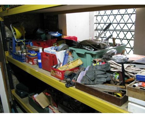A large quantity of workshop tools including tap and dye sets, wood saws including a Bayer example, small bench vices, G clam