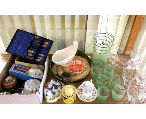 A glass lemonade set with pale green opaque and lustre banded finish comprising a jug and six glasses, a Dartington glass fru