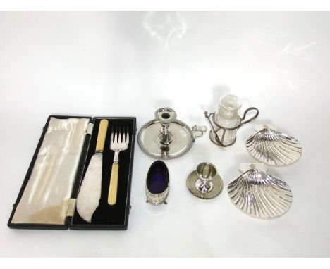 A small collection of silver plated wares including a cased set of fish servers, a pair of dishes in the form of scallop shel