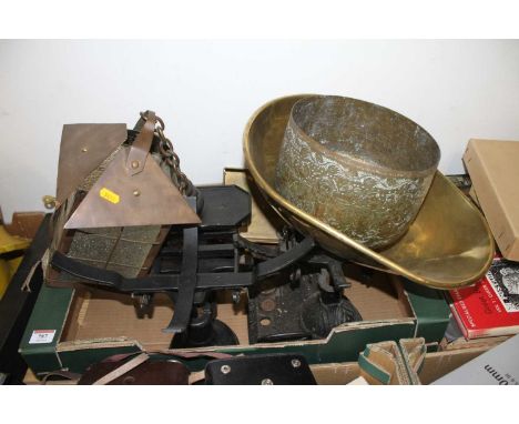 A box of metalwares to include an Arts &amp;  Crafts brass hanging lantern (a/f)