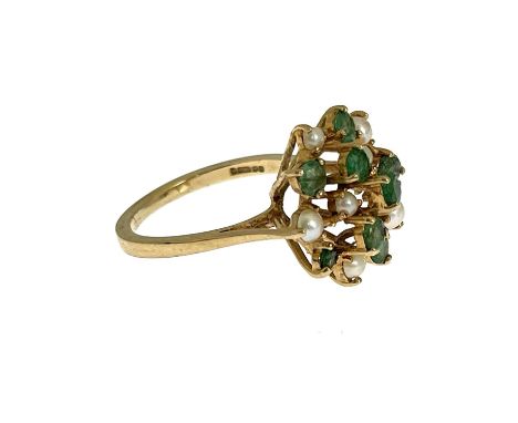 A 9ct gold emerald and split pearl cluster ring, ring size N 1/2/O, 3.8g