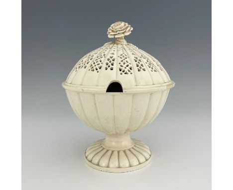 A Creamware comport, with reticulated cover and flower finial, Leeds, circa 1780, 22.5cm high