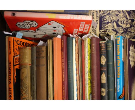 A mixed collection of magic related books, mainly early 20th century (approx 40)