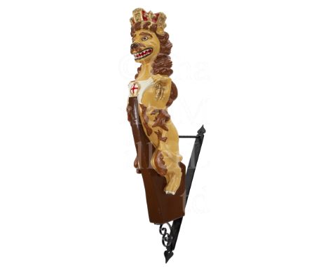 AN 18TH CENTURY STYLE ADMIRALTY LION PATTERN FIGUREHEAD, MODERN carved from laminated wood, depicted on a bow section, finish