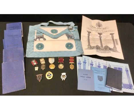 Masonic Regalia - Freemasons , a silver gilt Hope Lodge Chapter medal, Sheffield 1955; others gilt metal, Province of Derbysh