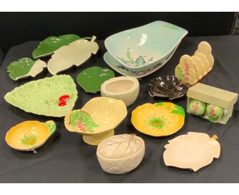 Carltonware - a mid 20th century Foxglove pattern four division toast rack, Sunflower sauce bowl, cruet set, salad dish, leaf