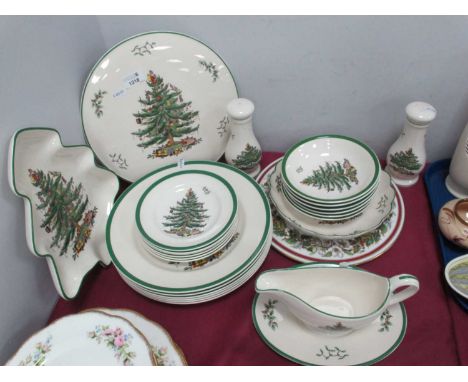 Spode Christmas Tree Table China, of twenty-seven pieces and similar cake plate.