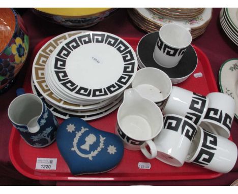Wedgwood Susie Cooper Design 'Black Keystone' part tea service, teacups, saucers, milk jug, sugar, and plates, 'Gold Keystone