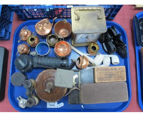 Abbey Hockley Tape Measure, Weiss mantle clock, smokers pipes, copper miniatures, door knockers, etc:- One Tray.