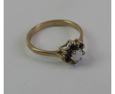 9ct Gold and Opal Garnet Ring - Size O 