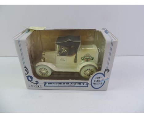 ERTL 1918 Ford Runabout - 1/25 Scale Diecast Truck Bank - From USA 1998 with Publix Livery - Mint in Box 