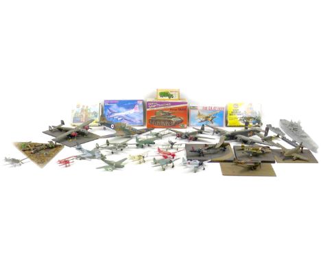 A collection of Airfix and Revell kits and made plastic models, including two boxed Revell modells of a Panzer Tank and a Fia