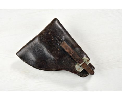 Militaria Ausland - Zubehör : Pistolentasche für FN1910Braune, nachgedunkelte Pistolentasche für FN1910 in schönem Zustand. A