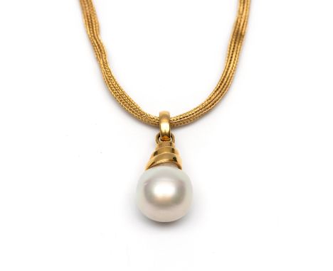 14 kt. Gouden geweven collier, waaraan een 18 kt. gouden hanger met spiraalvormige bovenzijde, bezet met een witte Zuidzee pa