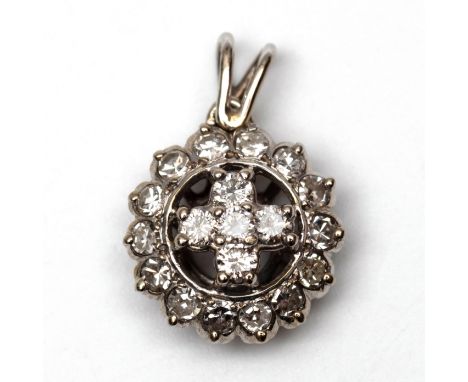 14 kt. Gouden ronde hanger, in het midden een kruis bezet met briljant geslepen diamant in een cirkel bezet met achtkant gesl