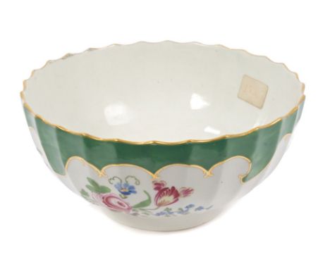 18th century Worcester fluted bowl with polychrome painted floral sprays and apple-green border - Chinese-style seal mark, 16