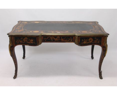 Fine early 19th century French ebony and marquetry inlaid and ormolu mounted bureau plat, shaped serpentine top with leather 