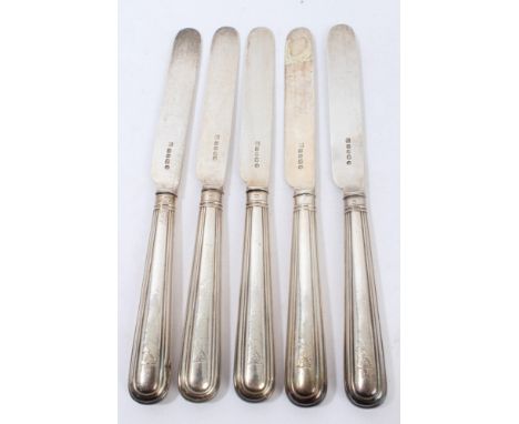 Five Victorian silver-handled and bladed dessert knives with engraved crests (Sheffield 1859 / 60), Henry Wilkinson & Co., 21