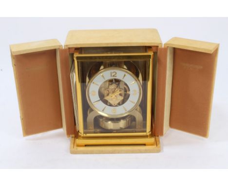 1950s Jaeger-LeCoultre Atmos Classic V clock, serial no. 109966, with white enamel dial and Arabic numerals, in a glass panel
