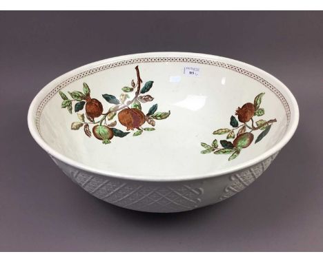 VICTORIAN WASH BASIN,transfer decorated with the Pomegranate pattern along with a George Jones blue and white bowl, Wedgwood 