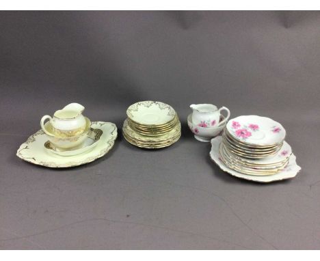 ROSLYN TEA SERVICE,decorated with poppies, along with a Salisbury tea service