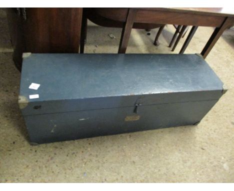 PAINTED TRUNK 