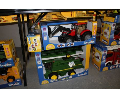 Bruder JD combine, Case tractor etc
