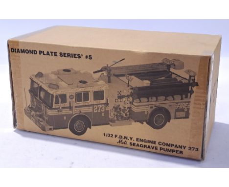 CODE 3 Collectibles - 1/32 F.D.N.Y. Engine C273 "Mets Seagrave Pumper" Diamond Plate Series #5. Conditions generally assumed 