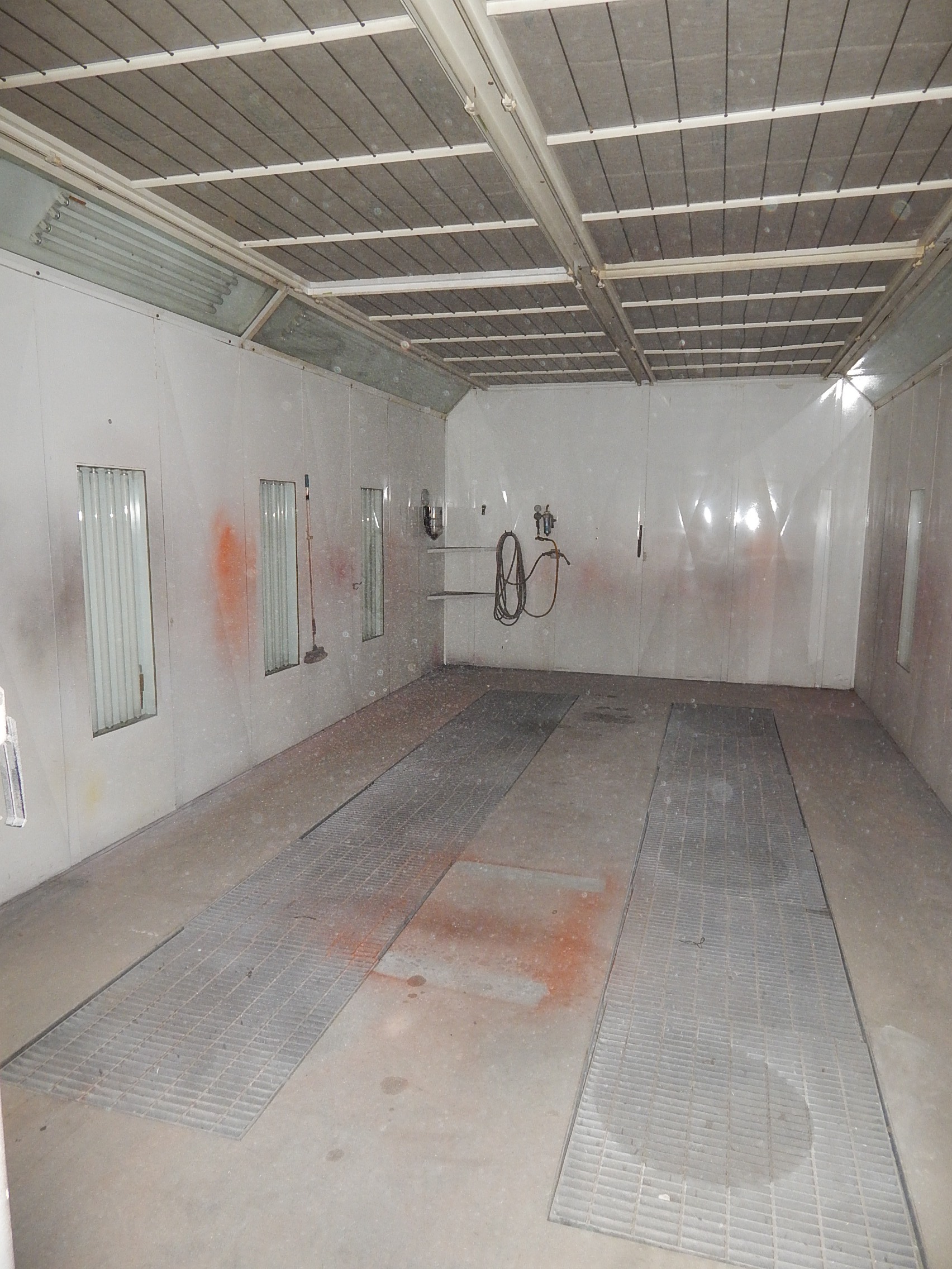 DEVILBISS 25' X 12' CONCEPT CURE PAINT BOOTH (CI)