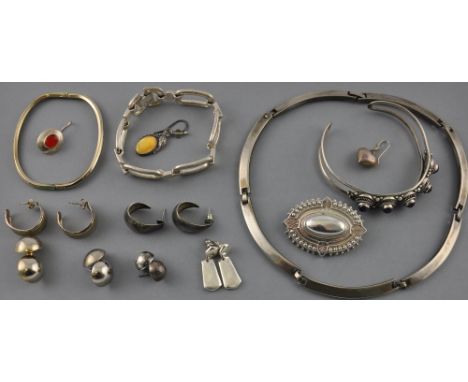 A Victorian style oval silver brooch together with an Eastern silver and amethyst bangle and assorted white metal jewellery.