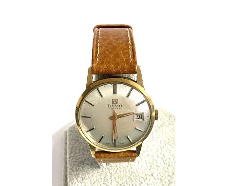A gents vintage 9ct gold cased Tissot Visodate. (A).