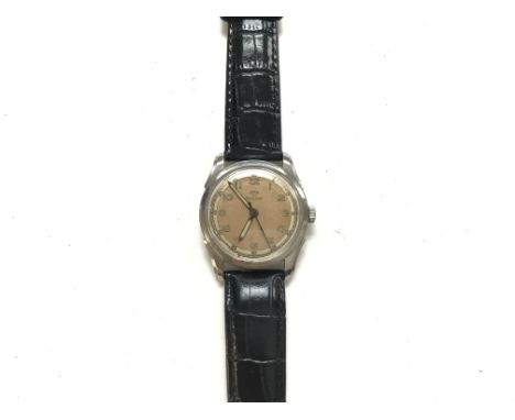 A vintage gents Arsa automatic American Du Nord watch. Winds and runs.Postage B