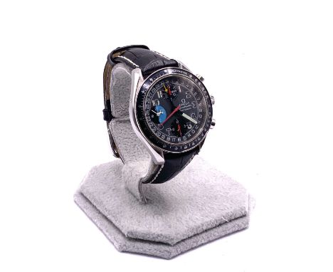 A vintage Omega speed master Mark 40 Triple calendars gents wristwatch, serial number 55825394, in need of service, (A).