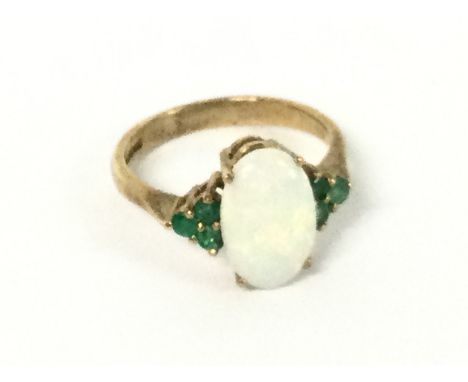 9ct gold opal/ emerald cluster ring, Size P. 3.2g