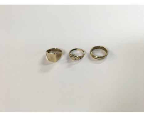 3 9ct gold rings (claddagh/3 colour/signet) approx 13.3g (a) Size R , T , R