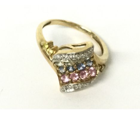 9ct gold diamond / multi stone cluster ring, 2.8g. Class A postage