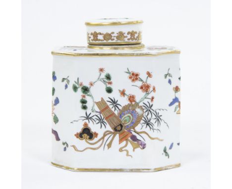 A superb chinoiserie tea caddy, decorated in polychrome enamels and gold to depict precious objects, flowers and fruits with 