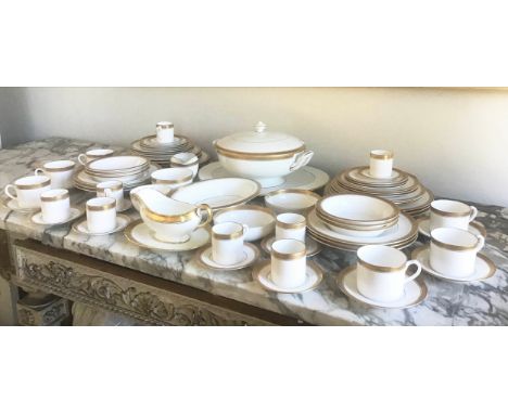 ROYAL WORCESTER DAVESHAM DINNER SERVICE, English fine bone china supper set 6 place, 10 piece setting associated meat plate, 