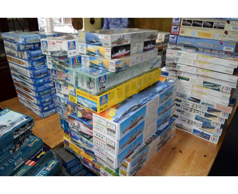 Twenty various Italeri and Mini Hobby Models, 1:700-1:720 model kits, comprising: aircraft carriers and warships. 