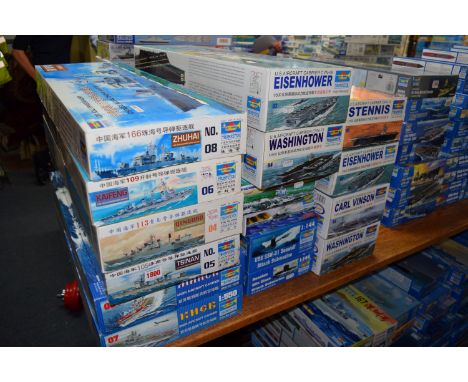 Sixteen various Trumpeter 1:144-1:550 model kits, comprising: various warships.