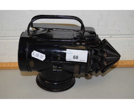 HIATT &amp; CO BIRMINGHAM PATENT LANTERN IN BLACK METAL CASE