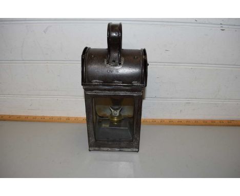 VINTAGE GNR RAILWAY LANTERN WITH OIL BURNER AND METAL CASE MARKED 'BIRMINGHAM 1914'