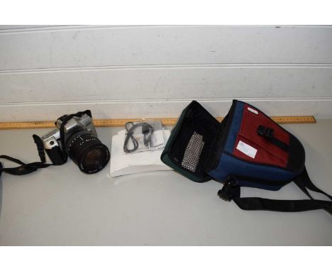 MINOLTA 404SI CAMERA WITH TRAVEL CASE