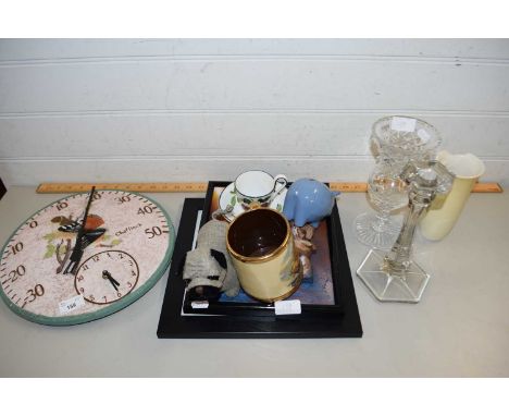 MIXED ITEMS TO INCLUDE MODERN WALL CLOCK, FRAMED PICTURES, PIGGY BANK, AND OTHER ITEMS