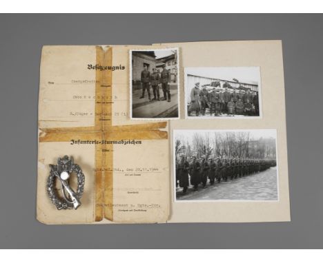Infanterie-SturmabzeichenHersteller R. S., mit ehemals zerrissenem Besitzzeugnis für einen Obergefreiten im Jäger-Regiment 23
