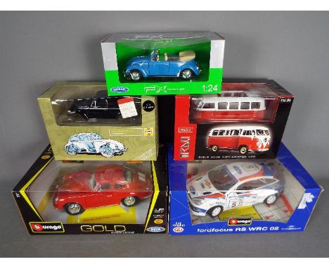 Bburago,Welly - Collection of 5 boxed cars in 1:24 and 1:18 scale including Bburago Ford Focus WRC, Bburago Porsche 356B, Wel