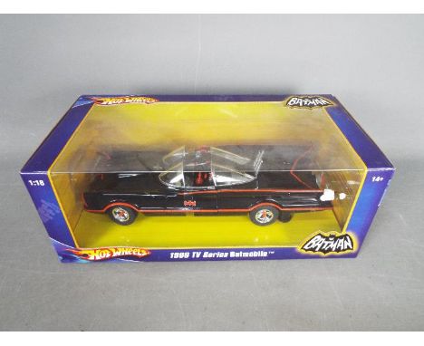 Hot Wheels - A boxed 1:18 scale diecast model of the 'Batmobile' by Hot Wheels. Model appears to be in Mint condition, presen