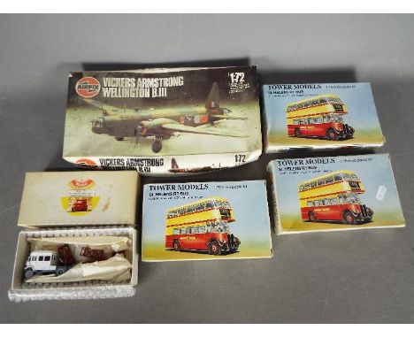 Airfix, Tower Models, The Model Bus Company - Five boxed model kits in various scales. Two of the Tower Models 1:76 scale St.