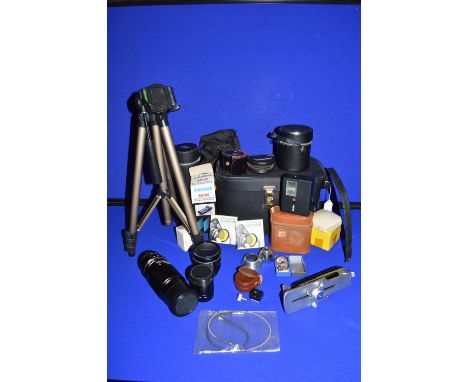Camera Case, Accessories, and Lens Including Prinz Galaxy 1:4.5 F200mm, and Shinon 1:2.8 f28mm, etc.