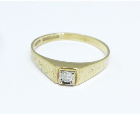 A 9ct gold and white stone ring, 1.3g, M